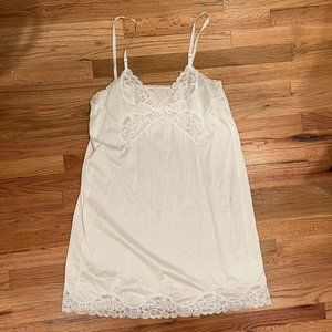 Vintage vanity fair white lace slip dress